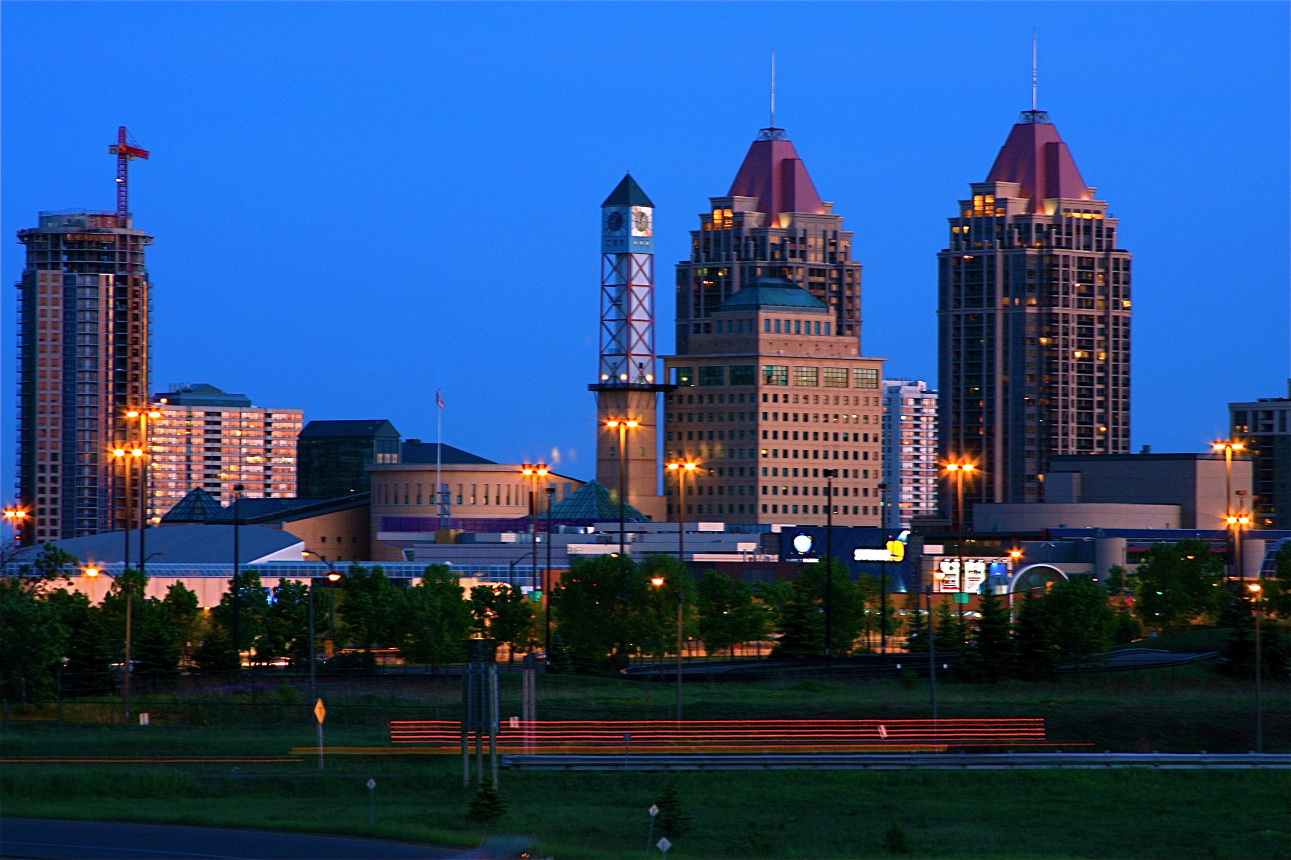 etobicoke vs mississauga